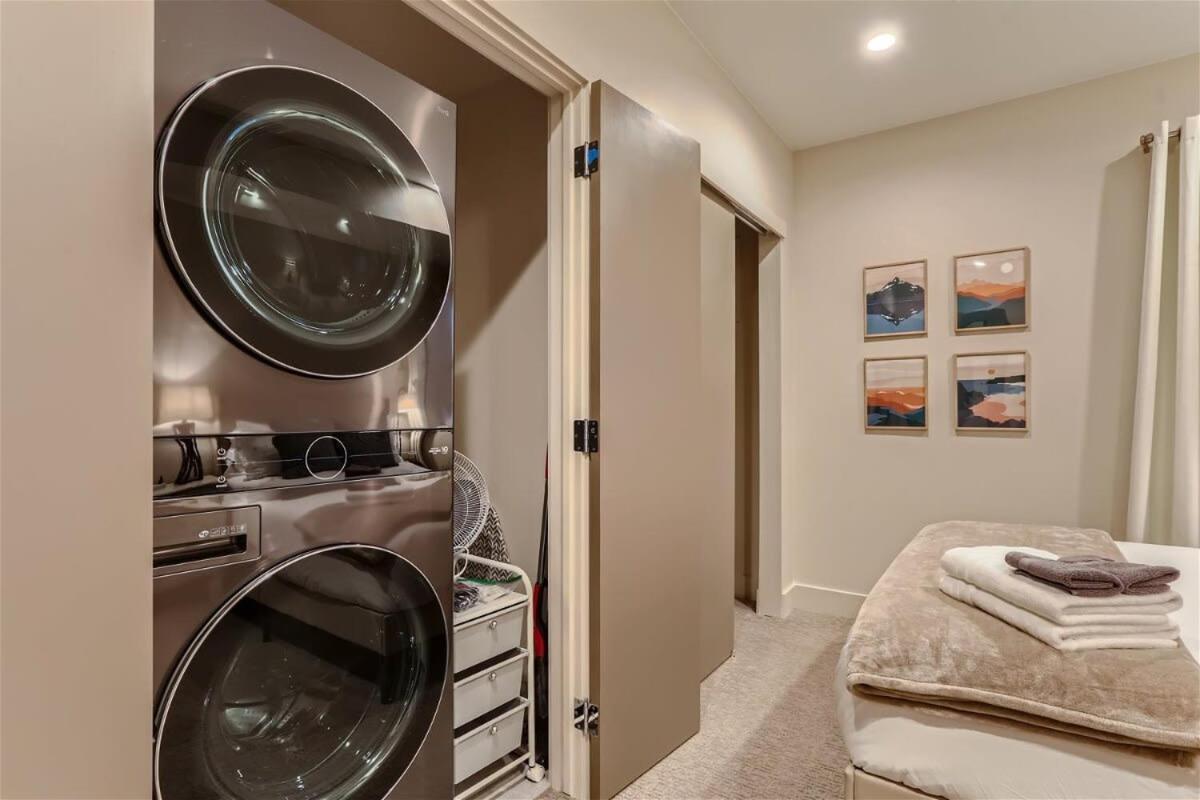 Serenity At Sloan'S 1-Br With A Modern Twist DEN 外观 照片