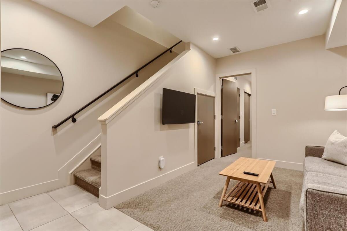 Serenity At Sloan'S 1-Br With A Modern Twist DEN 外观 照片